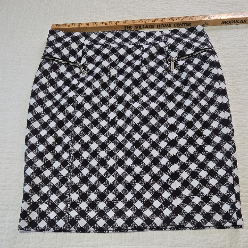 Michael Kors Black and White Checkered Pencil Skirt Ladies Size 12 Never Worn
